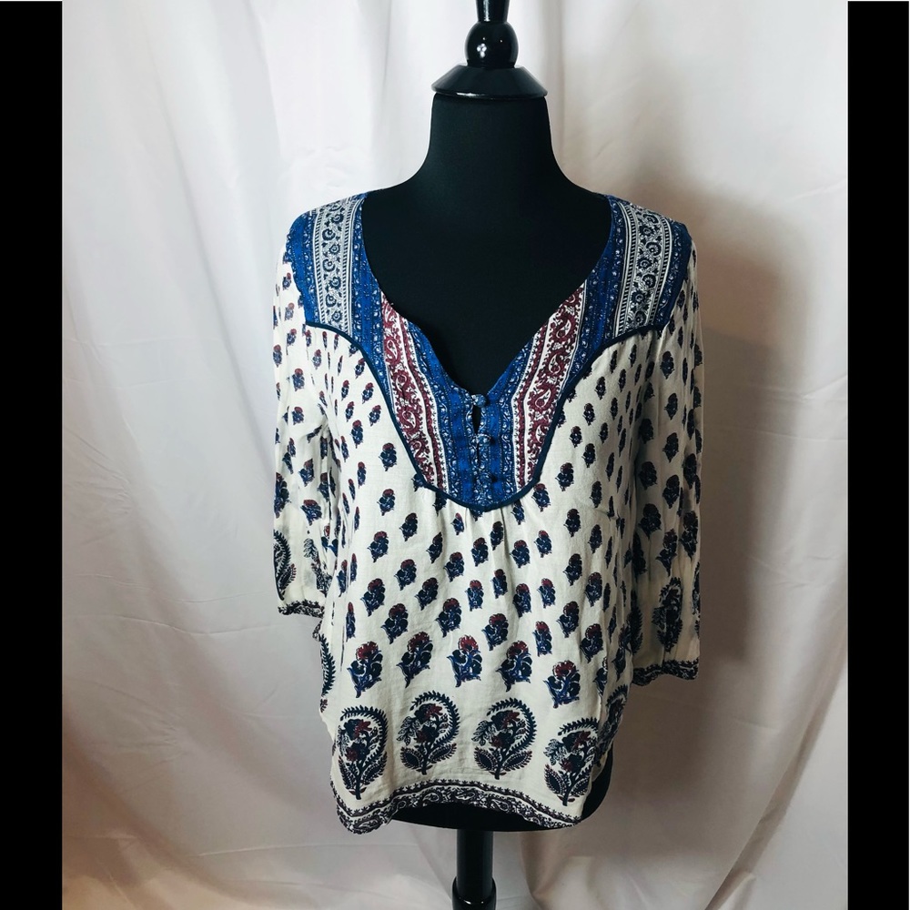 Lucky Brand top!